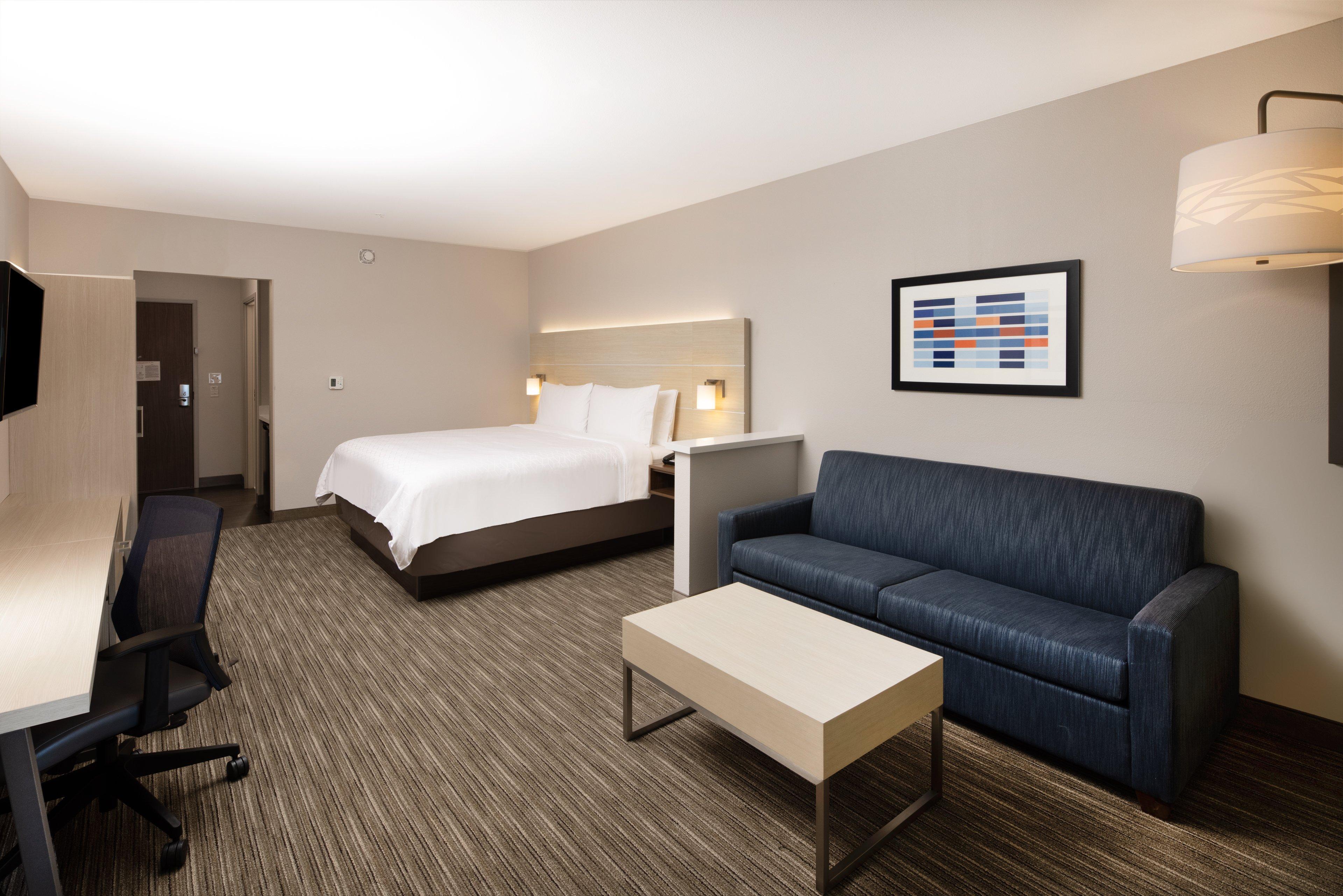 Holiday Inn Express & Suites Ft Myers Beach-Sanibel Gateway By Ihg Fort Myers Beach Exterior photo